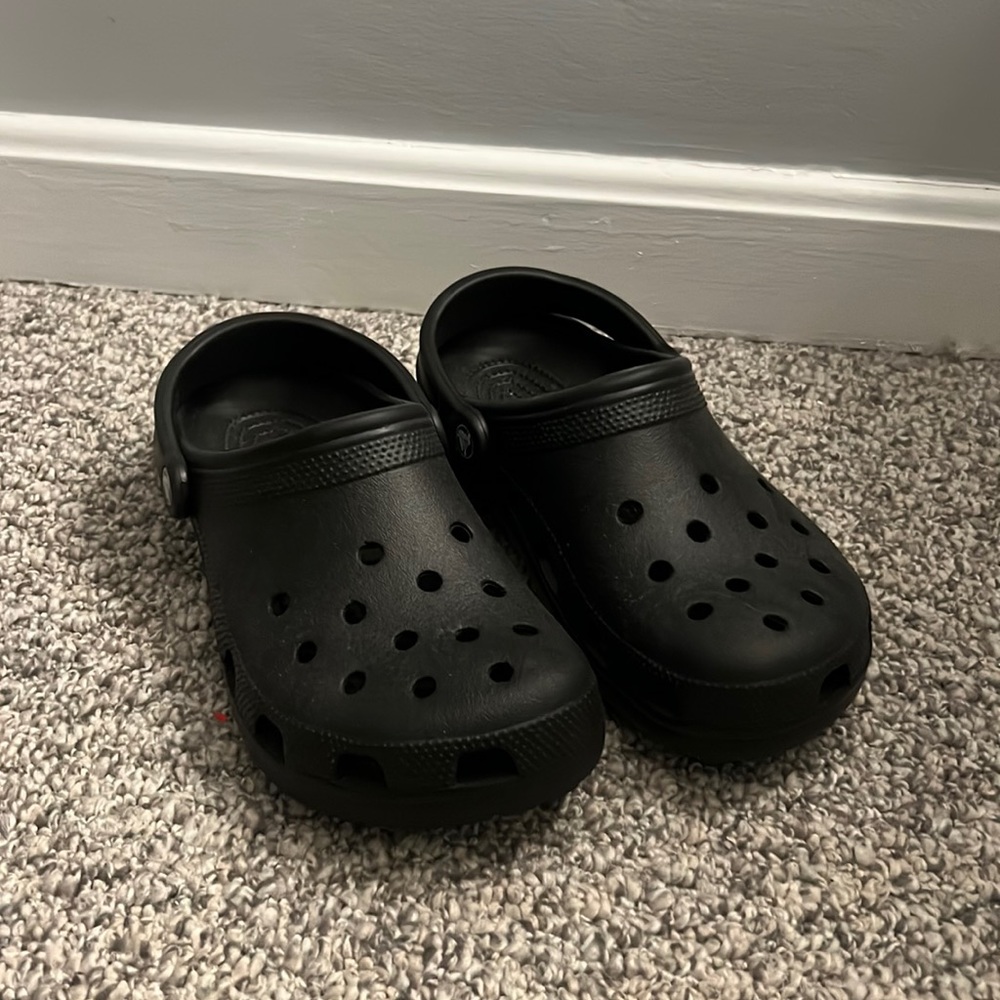 Crocs Size 8